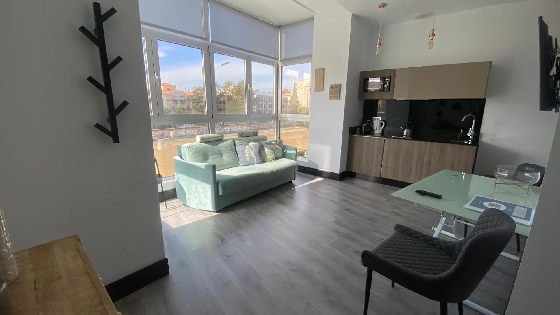 Apartamentos Avenue Rooms Málaga 0*,